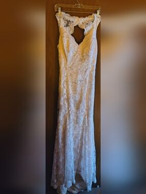 Ivory Lace Racerback Gown Size Medium
